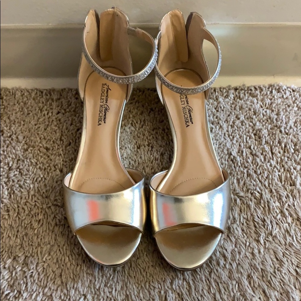 American Glamour low heeled flats